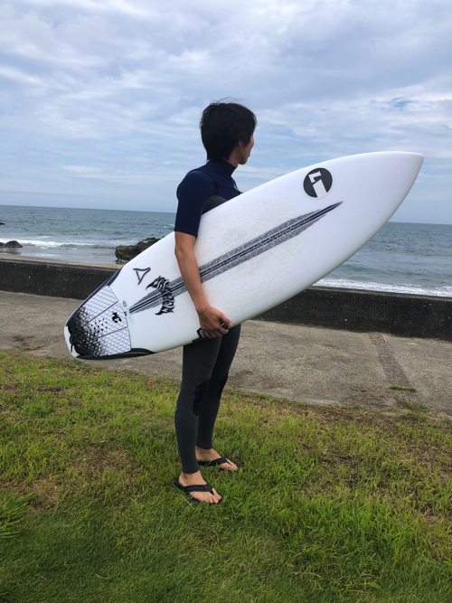 千葉南 和田の波とcarbon Wrapの使用レポート Luvsurf プロサーファー西井浩治が運営するロスト プレセボの正規代理店ラヴサーフ